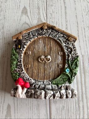 Fairy Garden Forest Figurine Floral Mini House Cottage 4.75" Garden Decor